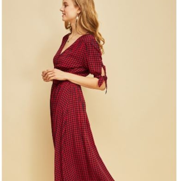 Plaid v-neck midi dress - Picture 2 of 8